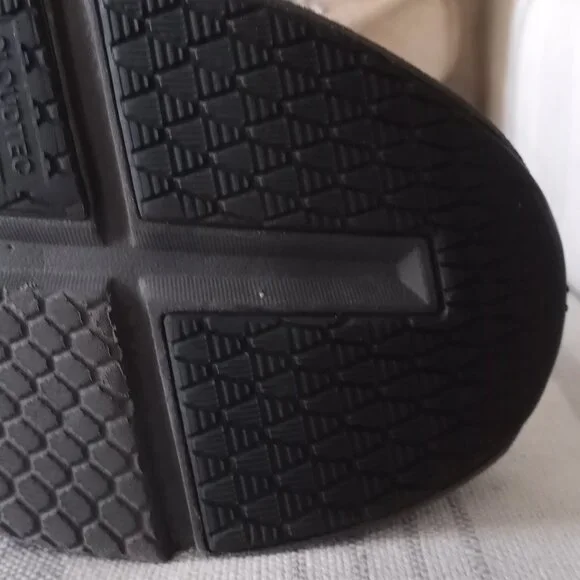 'On Cloud' Shoe Black/Eclipse size 9.5 EUC #5598626 - Picture 10 of 16